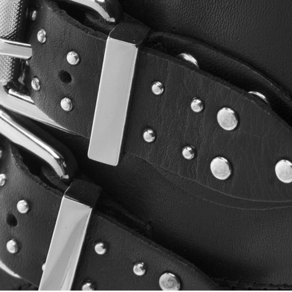 NWT - Studded Buckled Black Vegan Leather Boots Bronx Size 8 - Picture 10 of 10